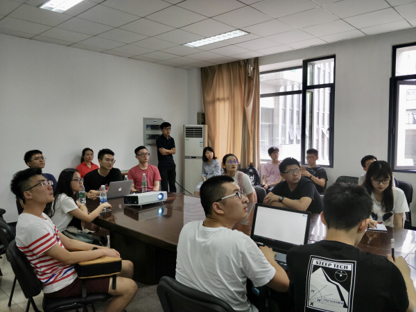 通信学院“玩转地球”分享交流会第四期活动举行