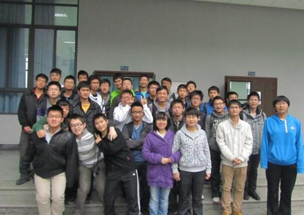 微固学院2012级微电子技术五班深造率高达90%