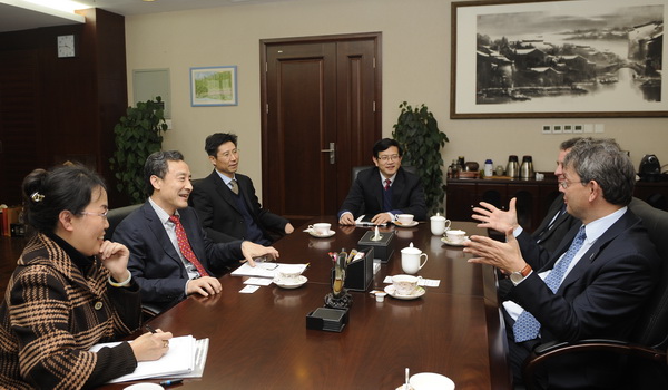 gelasige01.jpg 1421033605399497.jpg