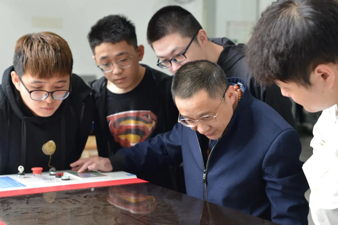 mmexport1678949107816.jpg 4e0c4783abc623a0154fc7af1768ced8.jpg