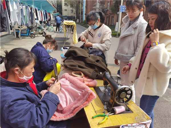 image017.jpg 4e0fc67de0f78a14fb432d630b3a01a0.jpg