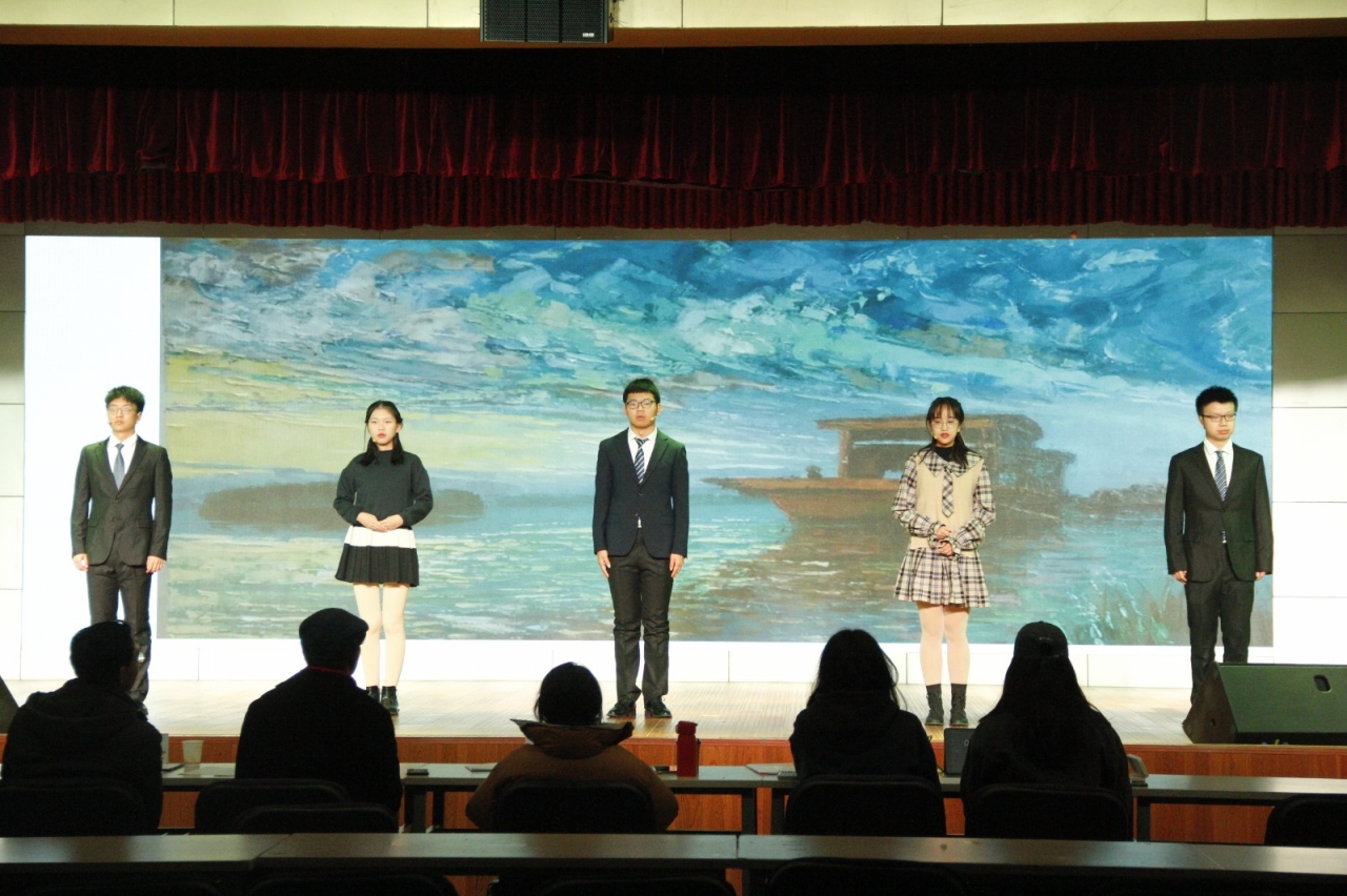 朗诵开场 合照1.jpg 朗诵开场 合照1.jpg