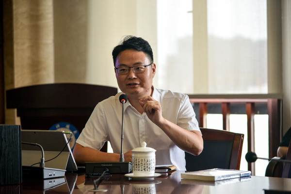 wenm004.jpg wenm004.jpg