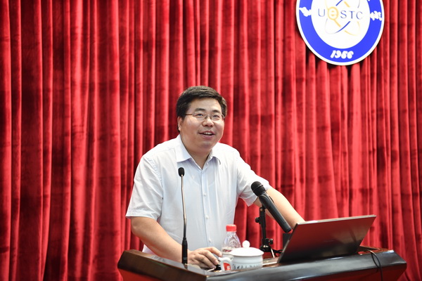 tuij004.JPG 5036ec1cabd2a03dfe255acc75afd8b9.jpg