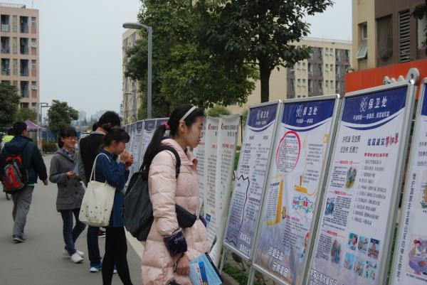 DSC_0520.JPG DSC_0520.JPG