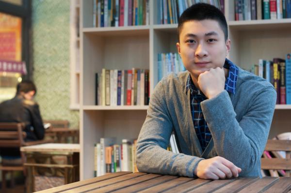 李建.jpg 李建.jpg