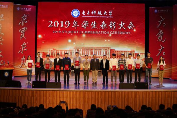 _DSC2172.jpg 5231d6e04fddb9a85bd153edea4ff92a.jpg