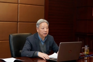 【学习贯彻五中全会】校领导班子成员为本科生上形势与政策课