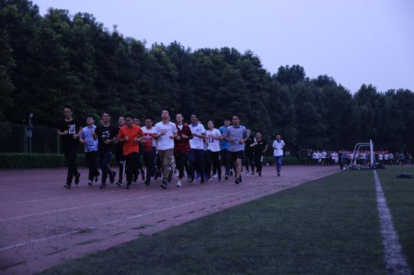【新时代@教育】电子学院推出“早锻炼”计划 助力学生健康成长