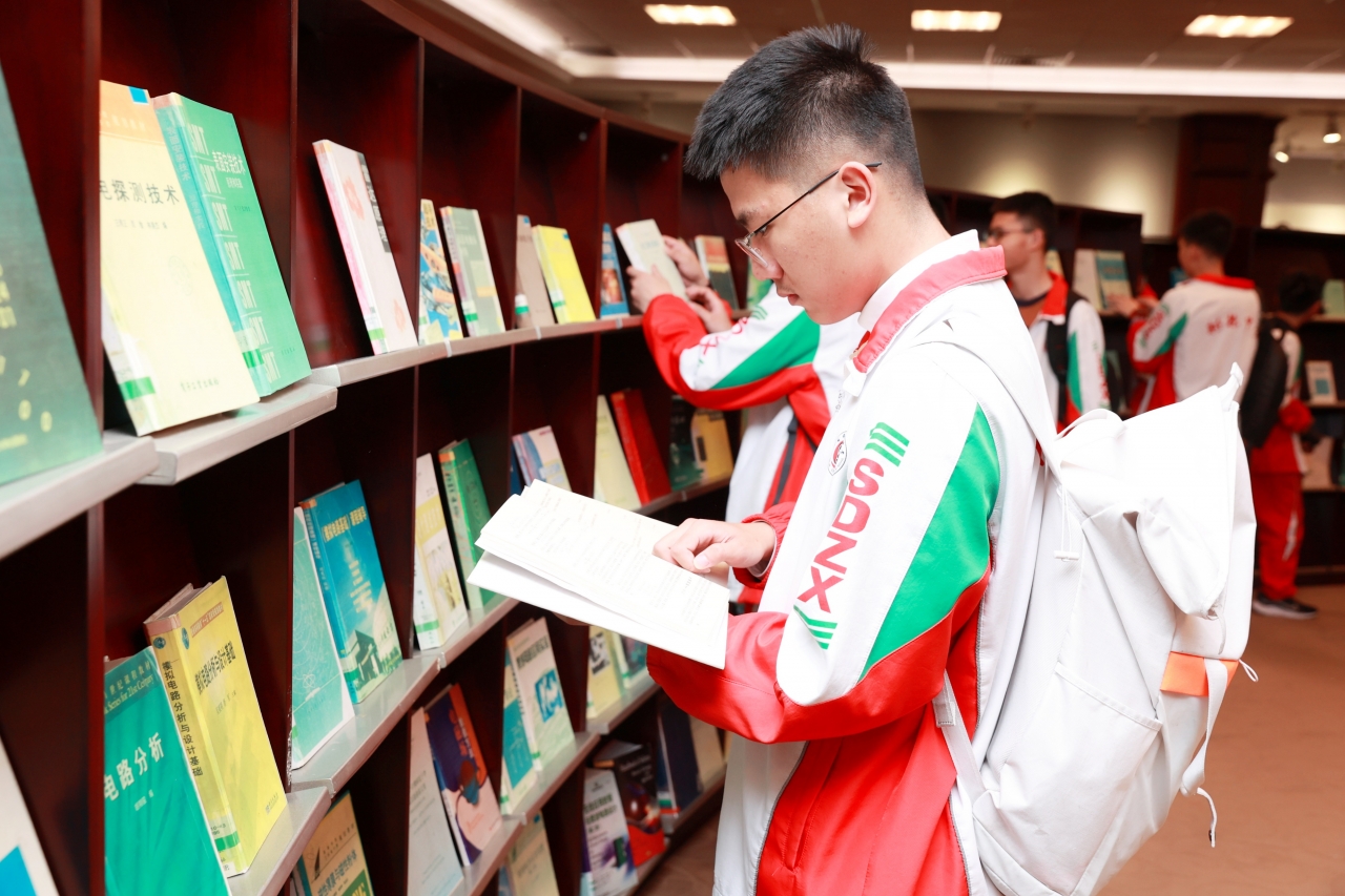 4.JPG 542181f2d429e7421f8dec3647525a15_c68ae.j