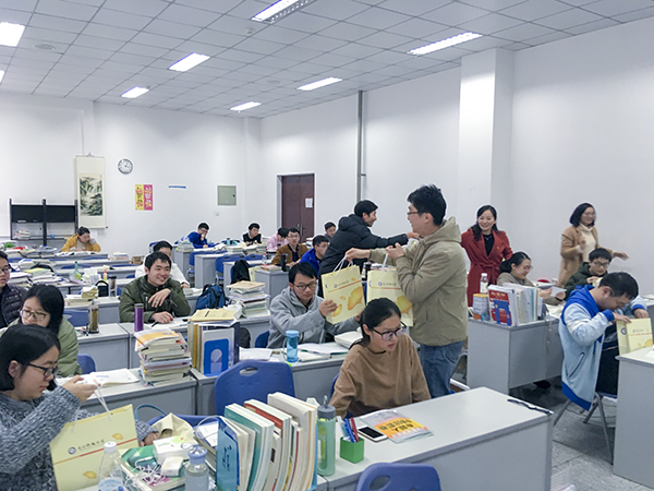 经管学院本科联合党支部开展“助力考研”主题活动
