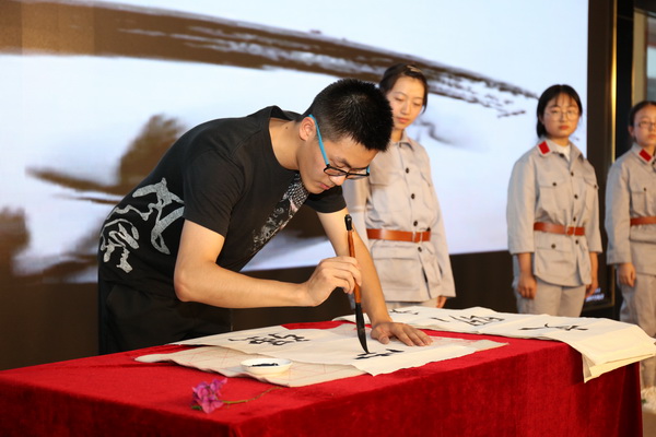 ma003.jpg 5625935a1ae2c68dc6653a714f29e15e.jpg