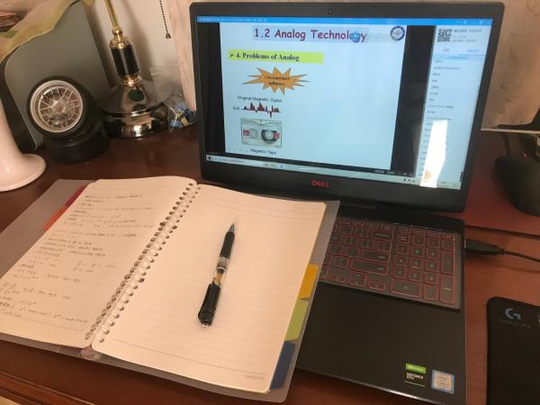 杨棋凌.jpg 杨棋凌.jpg