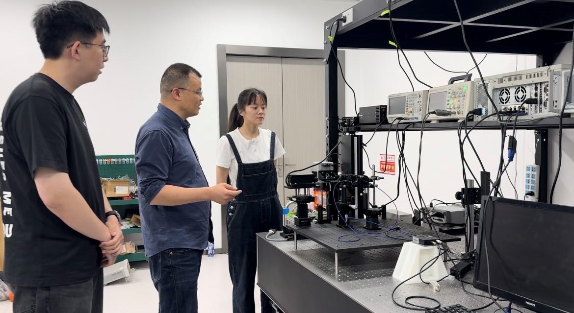 57282286902930abd0cac1ef548de3e4_4c256.j