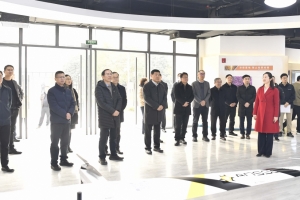 四川省人大常委会党组副书记、副主任罗强一行来校调研