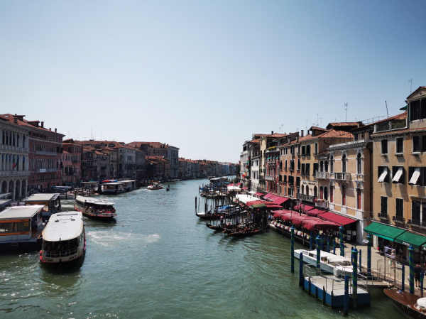 成电学子赴欧洲参加“联合国青年领袖暑期精英班”