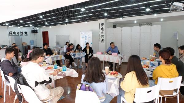 研究生院举行第九期“院长直通车”活动