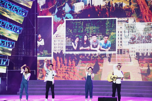 biy00014.JPG 595a15811440481c0560956e26758ad2.jpg