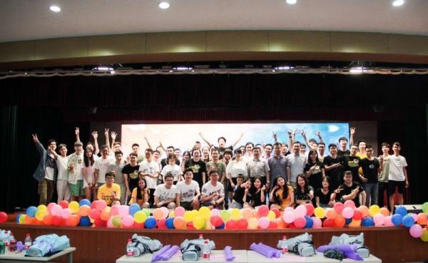 2018毕业6.jpg 2018毕业6.jpg