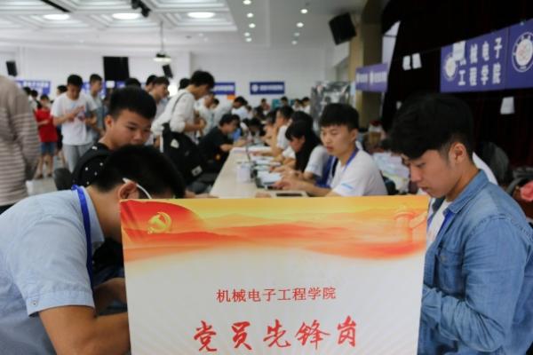 14.jpg 59e36bf884e884feba38c984e89f60bf.jpg