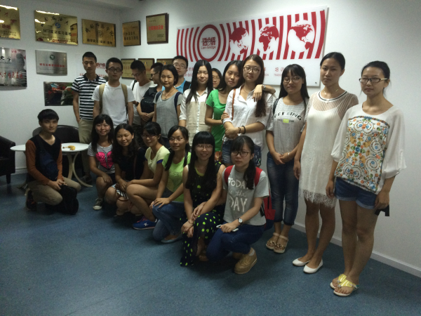 【实践】外国语学院完成2013级生产实习