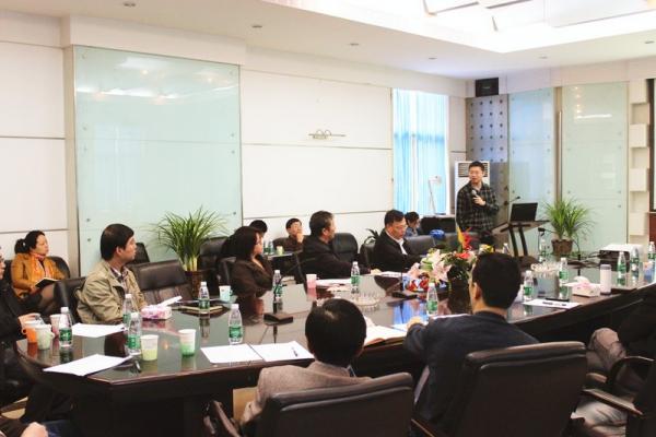 微固学院举行青年教师个人发展交流会