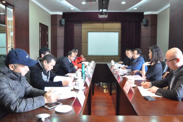 慧科集团和华为公司来校洽谈合作