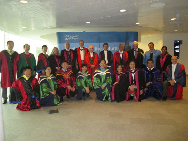 学校代表团访问格拉斯哥大学新加坡分校