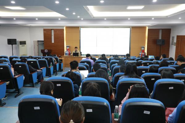 【三全育人】戴钢书教授做客“辅导员夜校”传达习近平总书记重要讲话精神