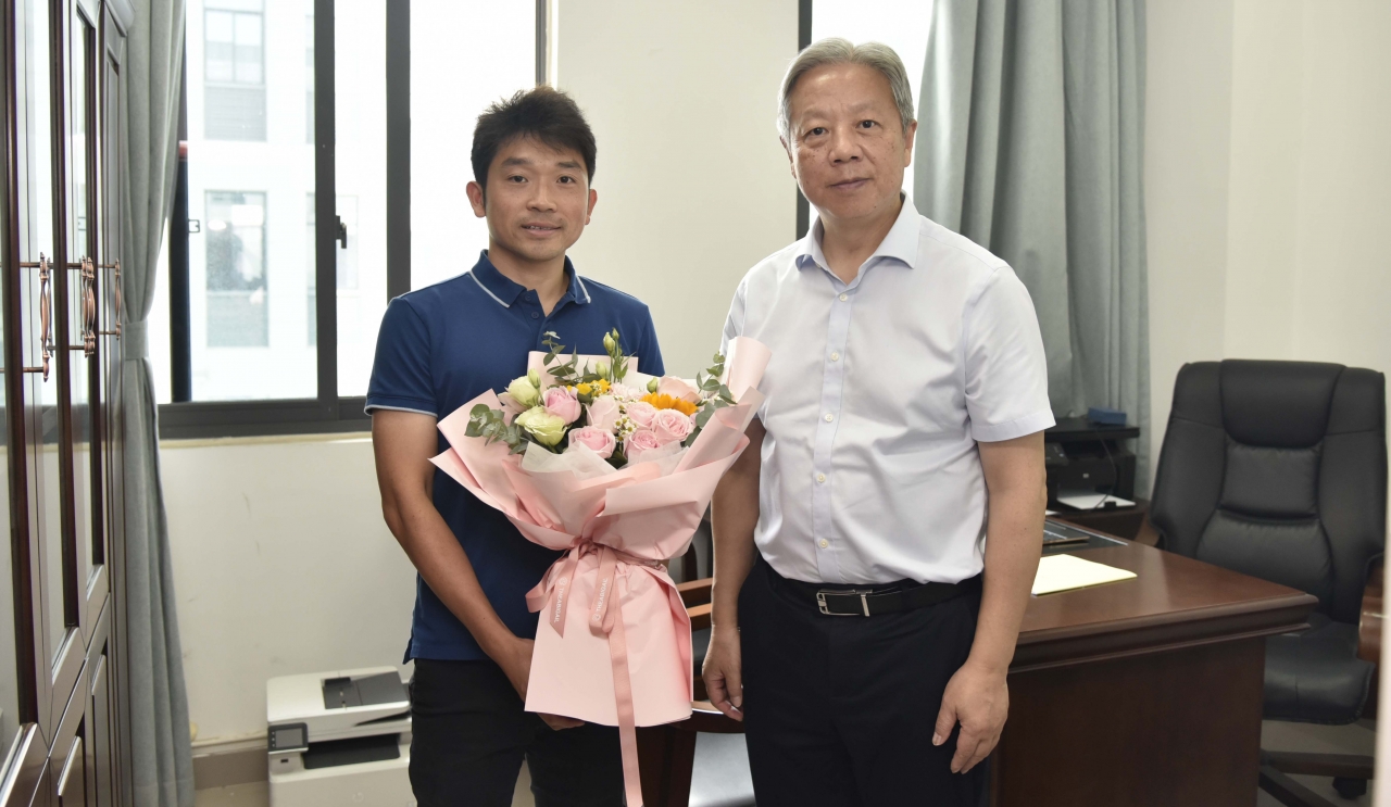 2-1.JPG 5b258a474ab1da02f4b851aabc3a17a8_c0f80.j