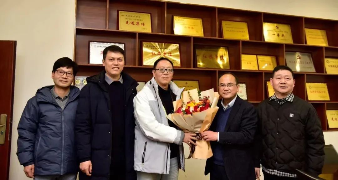 640 (6).jpg 5b42f9dfb4d9d2e75132970f2da0e164.jpg