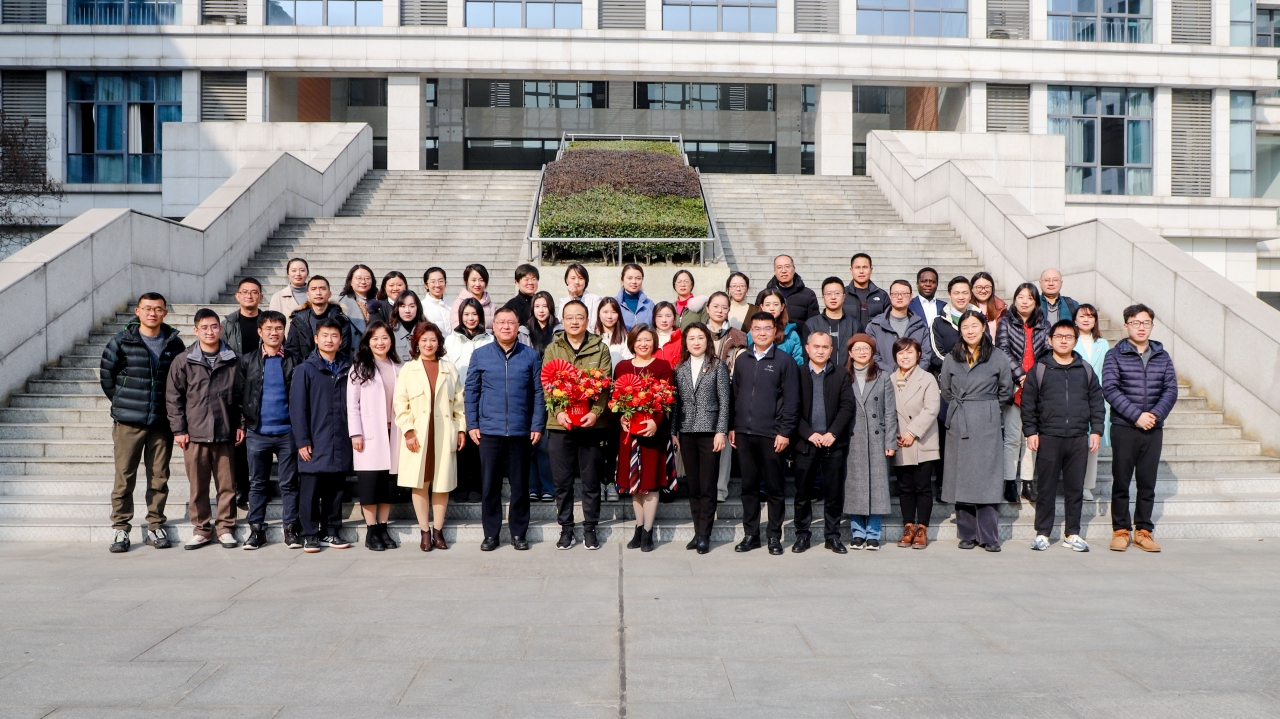 7A7FB4FFF8F2A9F1CFE348E1F1B_E55D9226_23E 7A7FB4FFF8F2A9F1CFE348E1F1B_E55D9226_23E