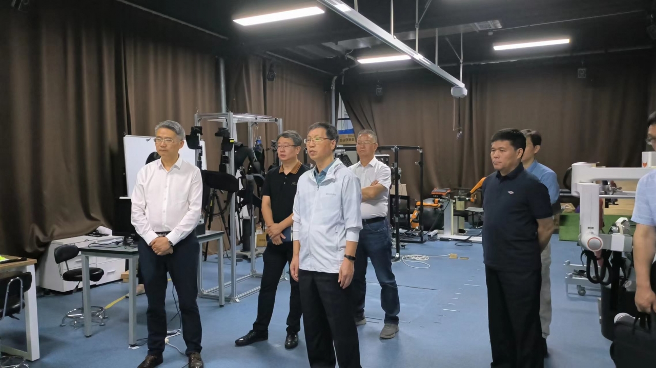 国家康复辅具研究中心调研自动化工程学院