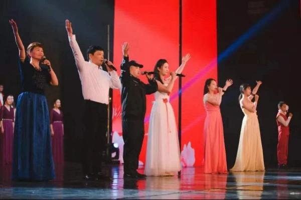 我和我的祖国3.jpg 5c89ad0bb27f33a1ad35a258cb14a4f3.jpg