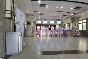 战略合作单位防疫“黑科技”助力我校疫情防控工作