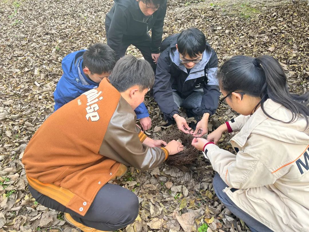 微信图片_20220421114421.jpg 5ed4f1359475bd4482951c7ca194029d.jpg