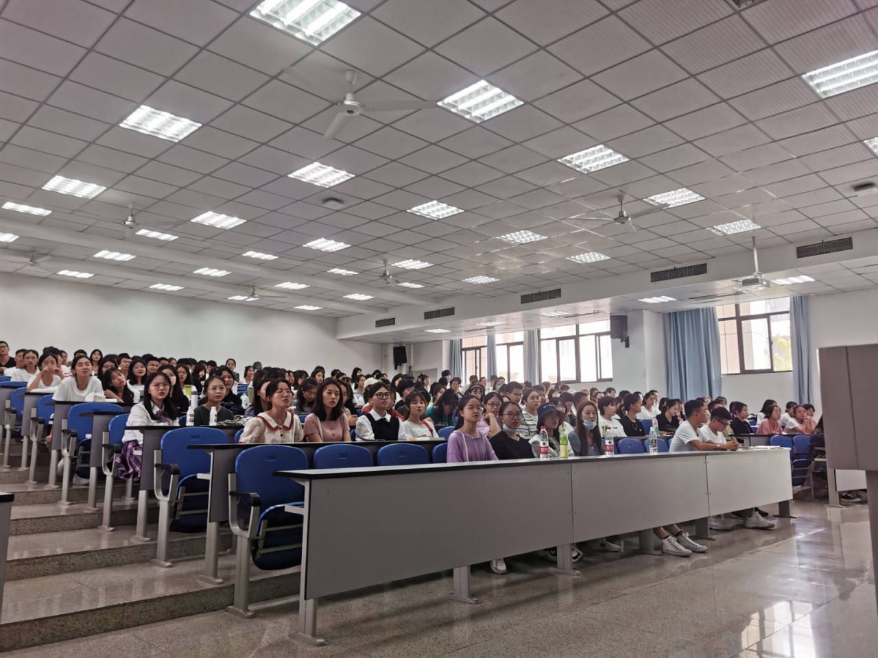 公管.jpg 5f9a85b39b45c8aecf534e330d9adba7_7be09.j