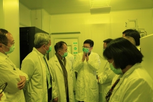 全国政协常委、四川省政协副主席赵振铣来校调研学科建设