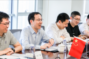 胡俊校长参加成都地区校友恳谈会