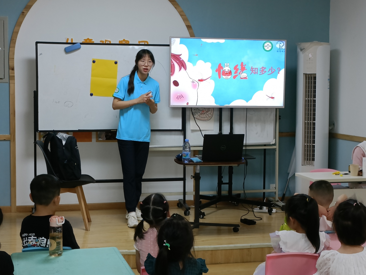 实践队为社区儿童开设脑科学科普课堂1.jpg 实践队为社区儿童开设脑科学科普课堂1.jpg