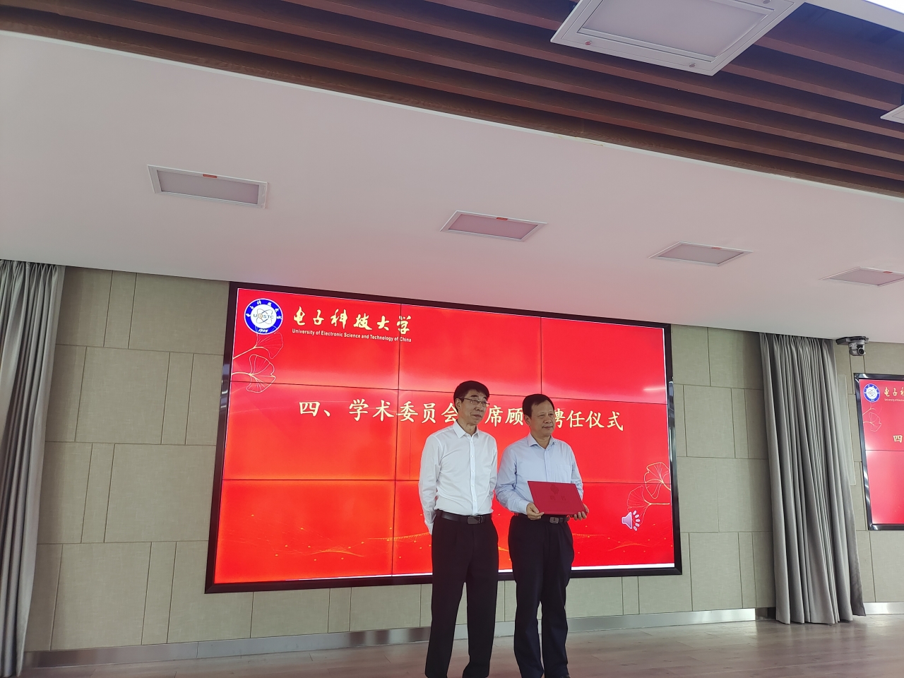 665f30df82d2e7d5d59570ab3fd79f91_32d71.j