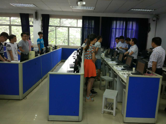 贵州岑巩县委县政府一行来校参观考察