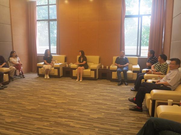 央视《百家讲坛》栏目组来校洽谈合作