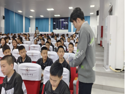 材料学院赴岑巩开展多方位帮扶 助推地方产业升级与教育发展