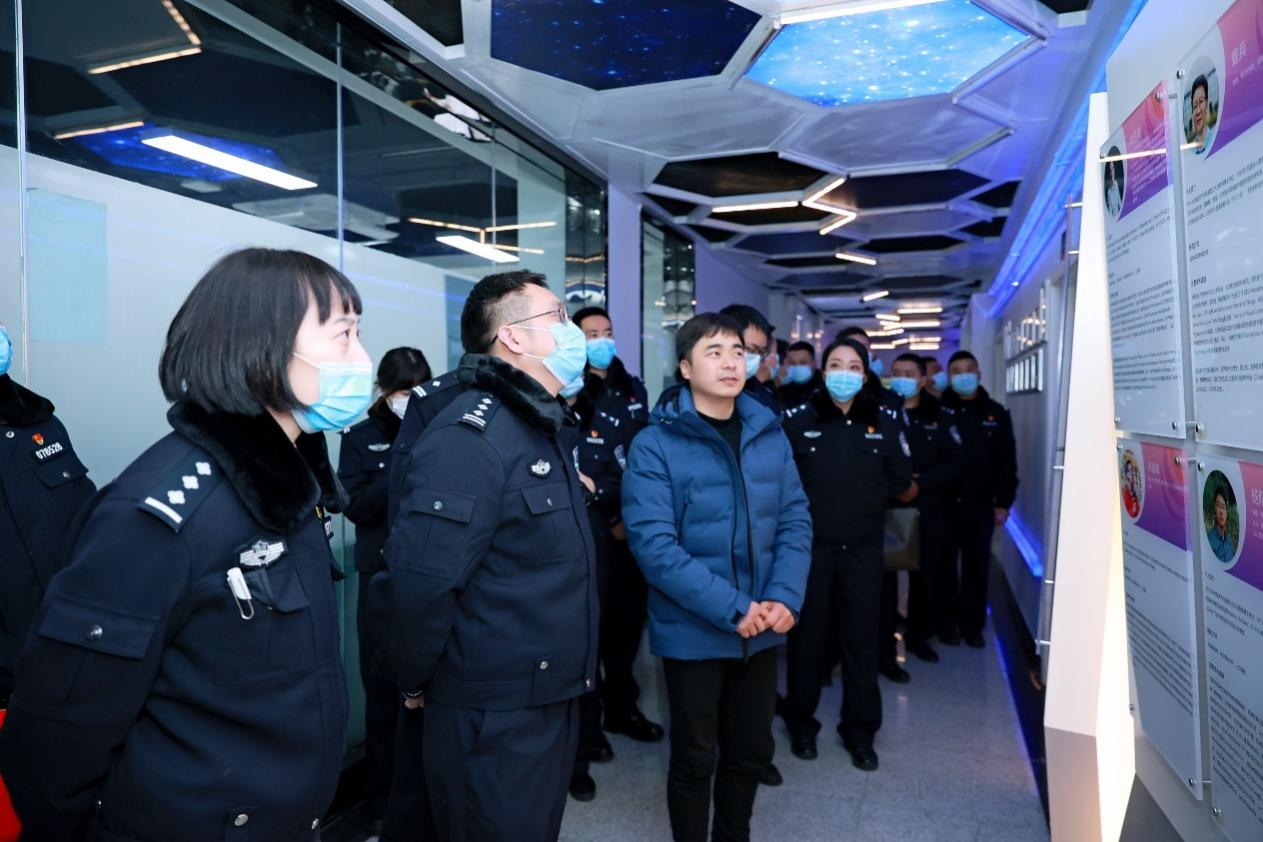 【党史学习教育】计算机学院党委联合成都市公安局交管六分局开展主题共建活动