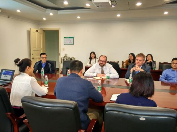 英国伯明翰大学副校长一行来访医学院及附属医院