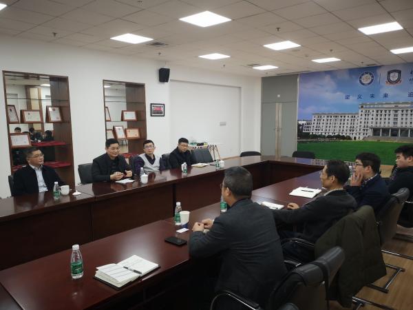 江苏省淮安市金湖县一行访问材料学院