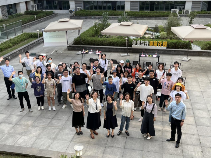 光电学院举办驻院心理老师聘任仪式及心理委员培训