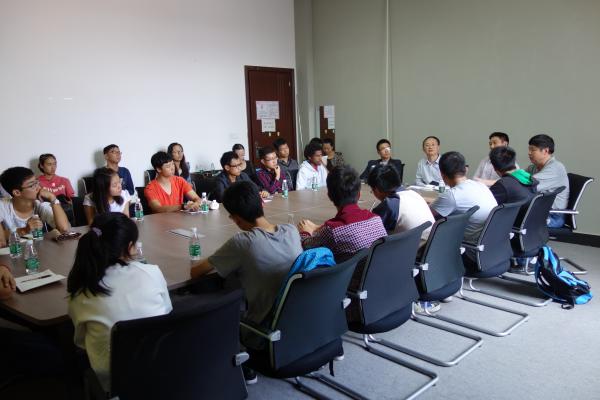 学校举行清水河校区学生宿舍新生交流会