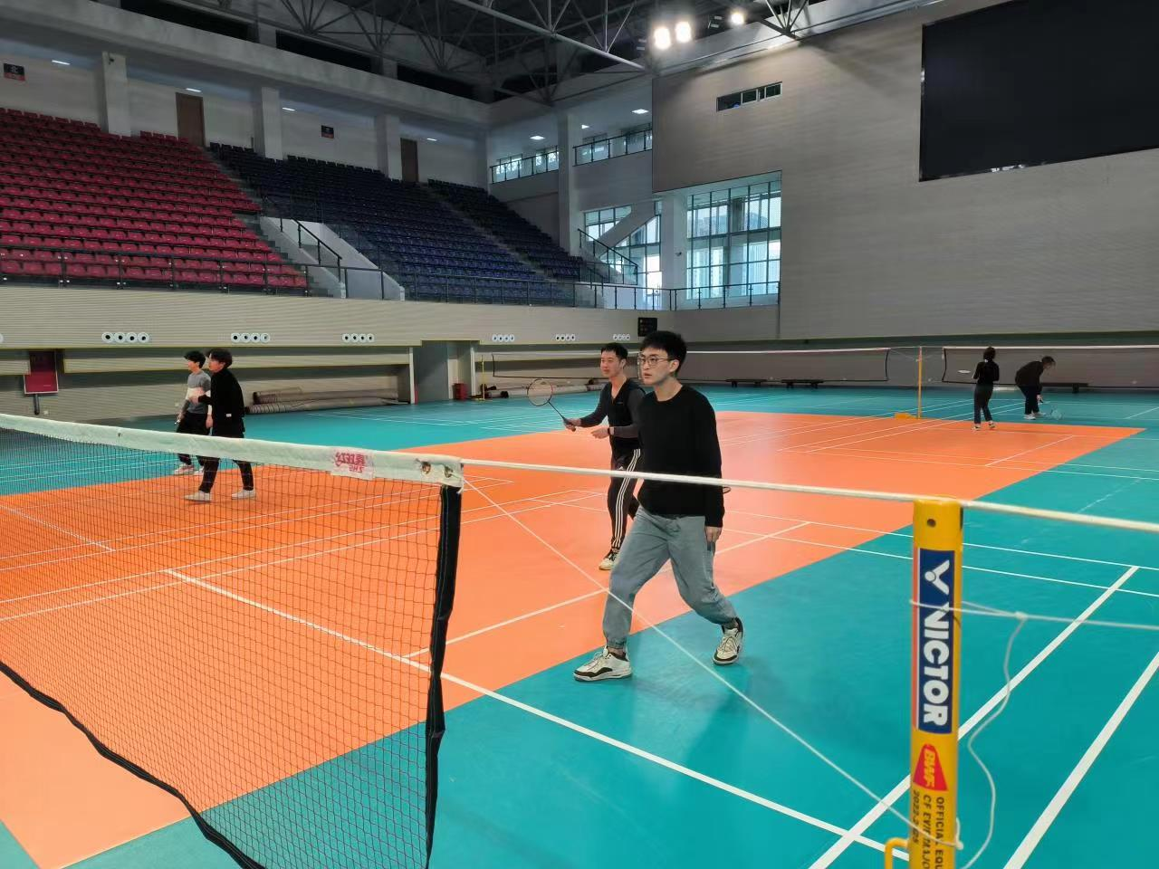 软件学院开展系列活动 促进研究生全面发展